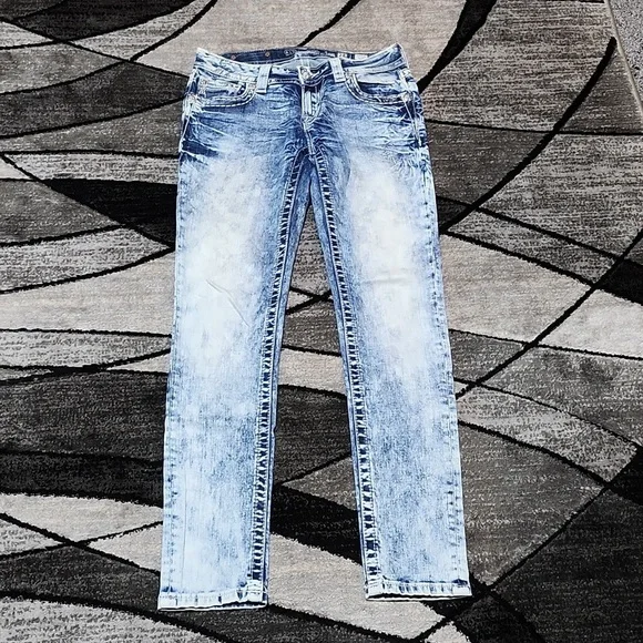 MISS ME EMBROIDERED FAUX-FLAP RHINESTONES ACID-WASH SIGNATURE SKINNY DEN… - Picture 4 of 15